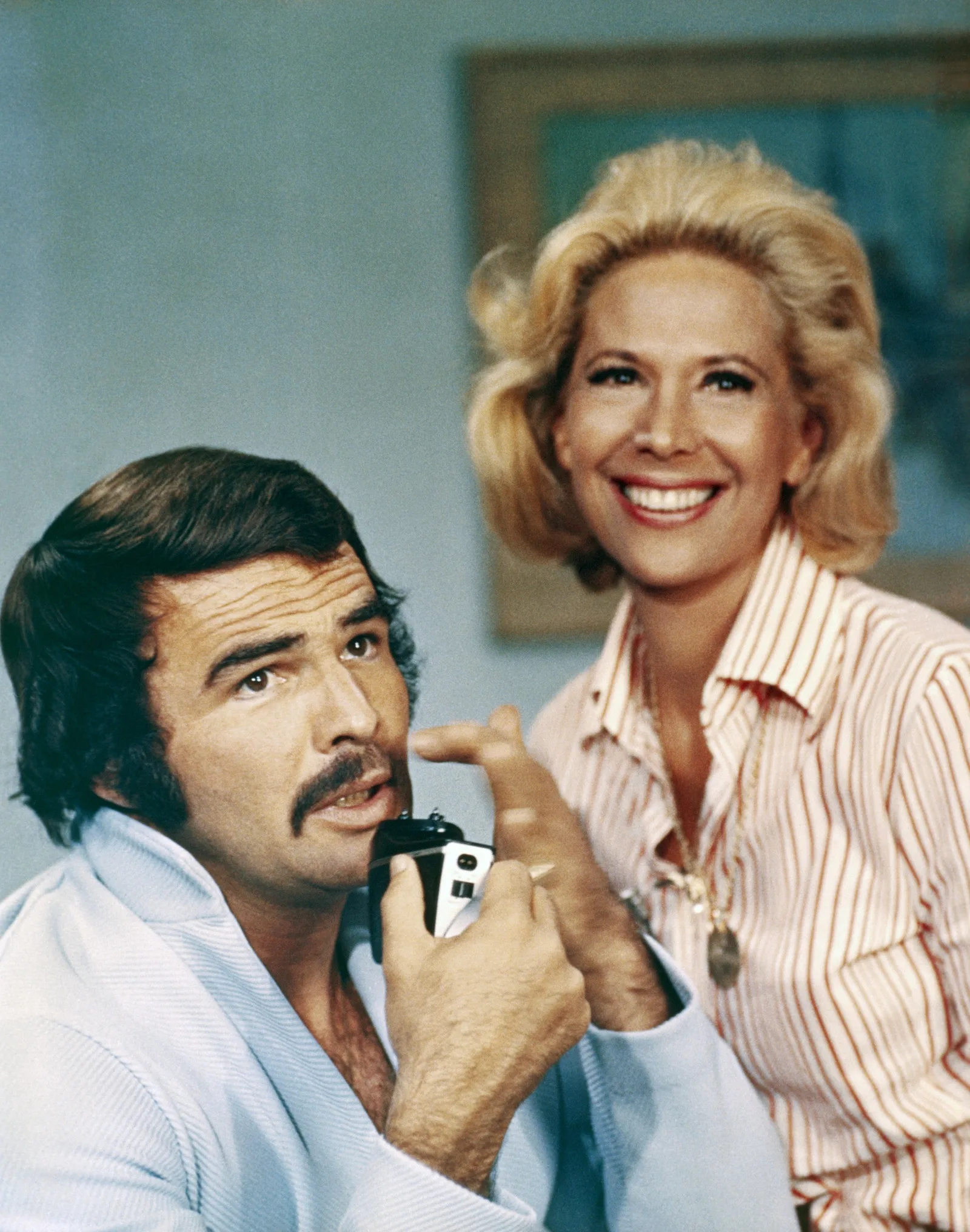 Reynolds and Shore also appeared together professionally, adding another layer to their personal connection. Years later, he grouped her with Field among the women he believed he had left too soon.