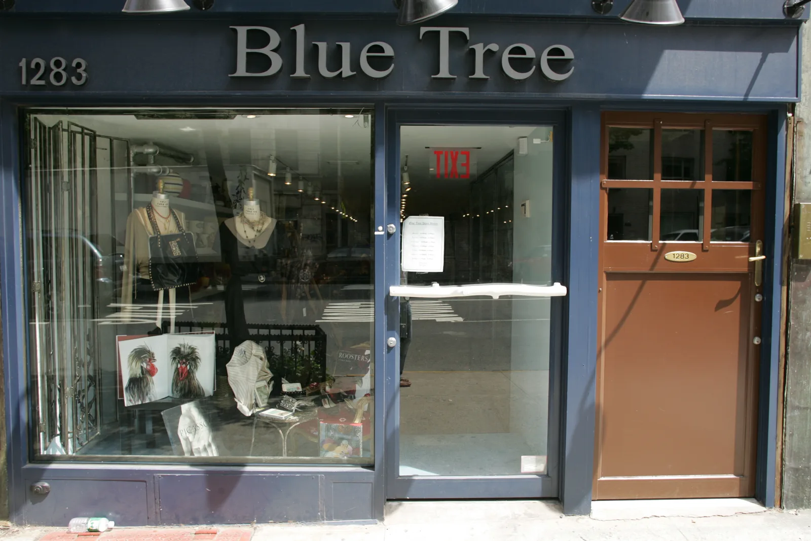 Phoebe Cates' "Blue Tree" on Madison Avenue, circa 2006