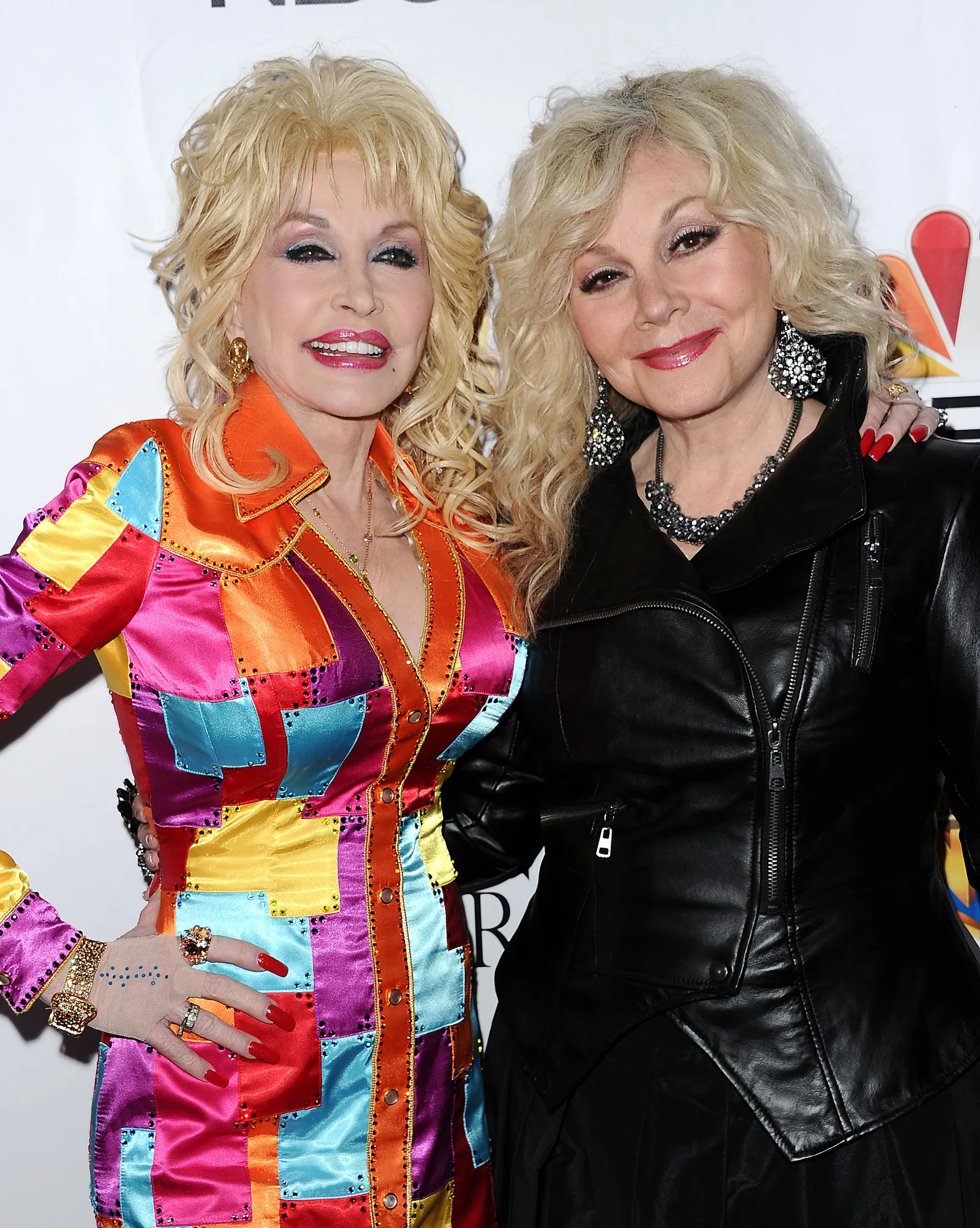 Dolly and Stella Parton at the premiere of "Dolly Parton's Coat of Many Colors" in Hollywood, California on December 2, 2015.