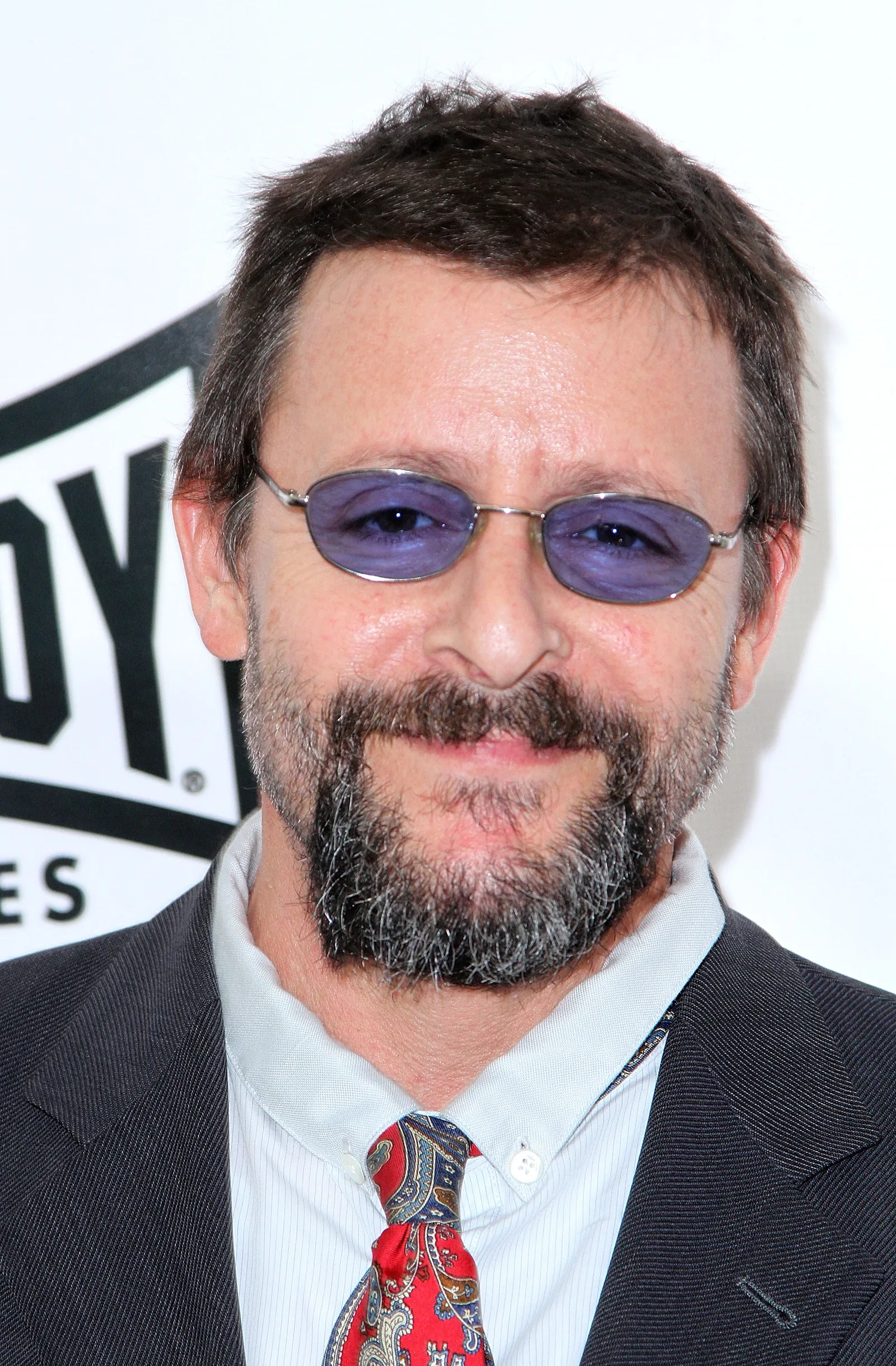 With a relaxed approach to fame, he occasionally resurfaced for high-profile movie events while keeping his personal routine low-key.