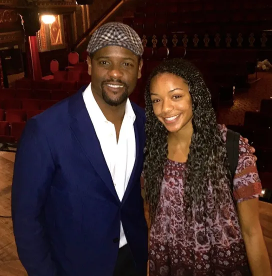 Blair and Brielle Underwood posing for a photo.