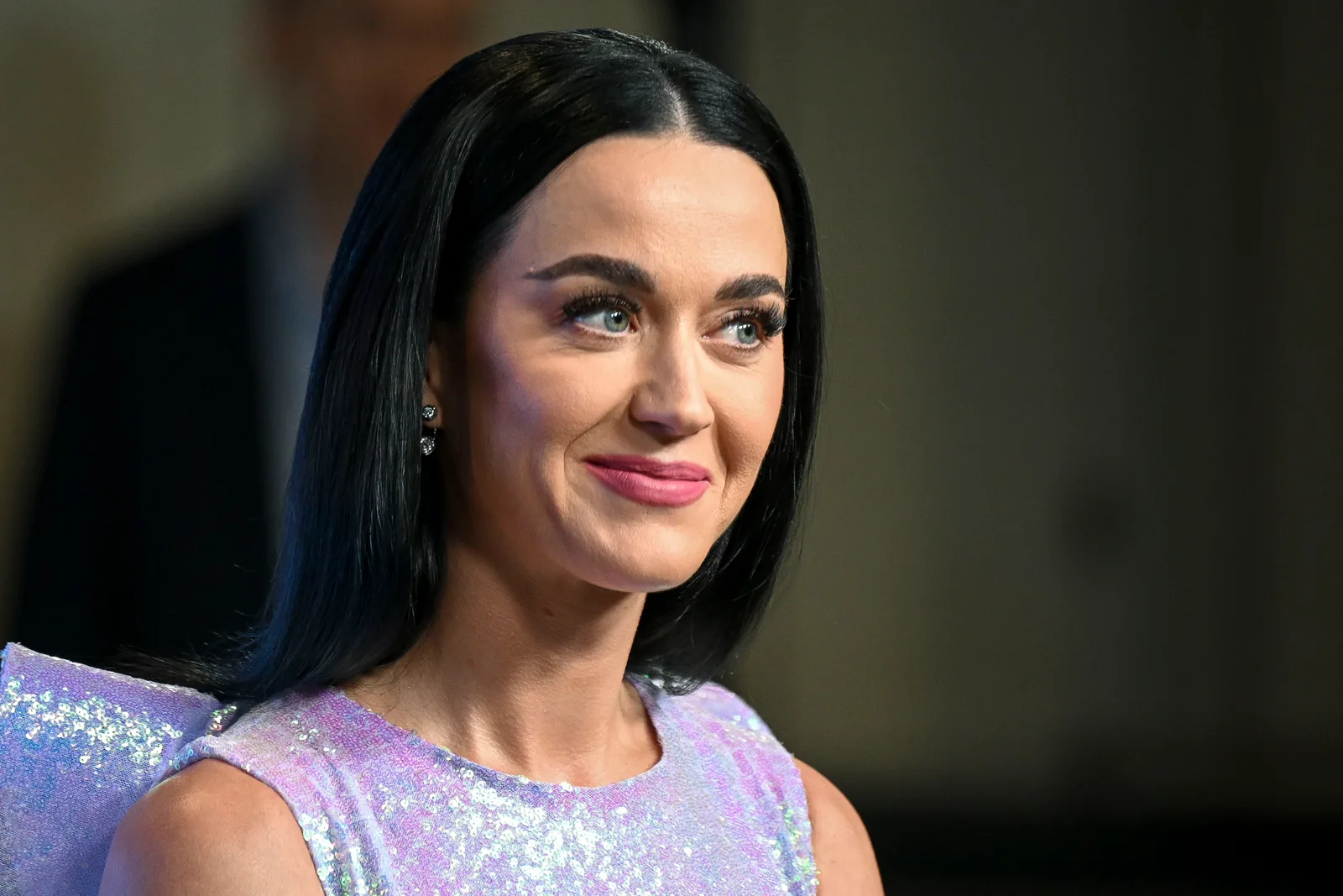 Perry spent 16 months on the road for the Lifetimes Tour, a demanding stretch that coincided with major changes in her personal life. Looking back, the singer acknowledged that some days were far from easy.